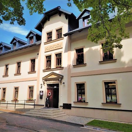 Hotel Poutni Dum Králíky 외부 사진