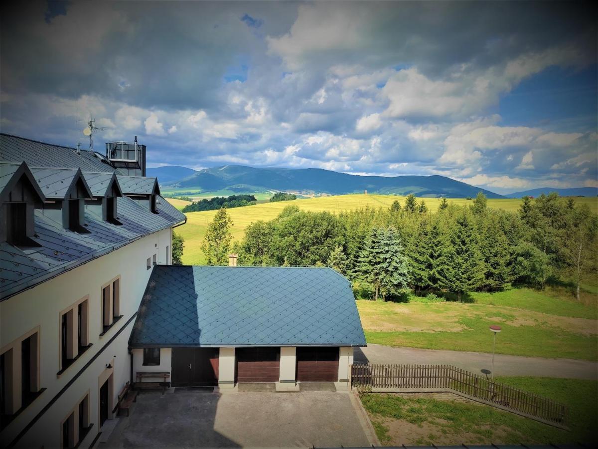 Hotel Poutni Dum Králíky 외부 사진